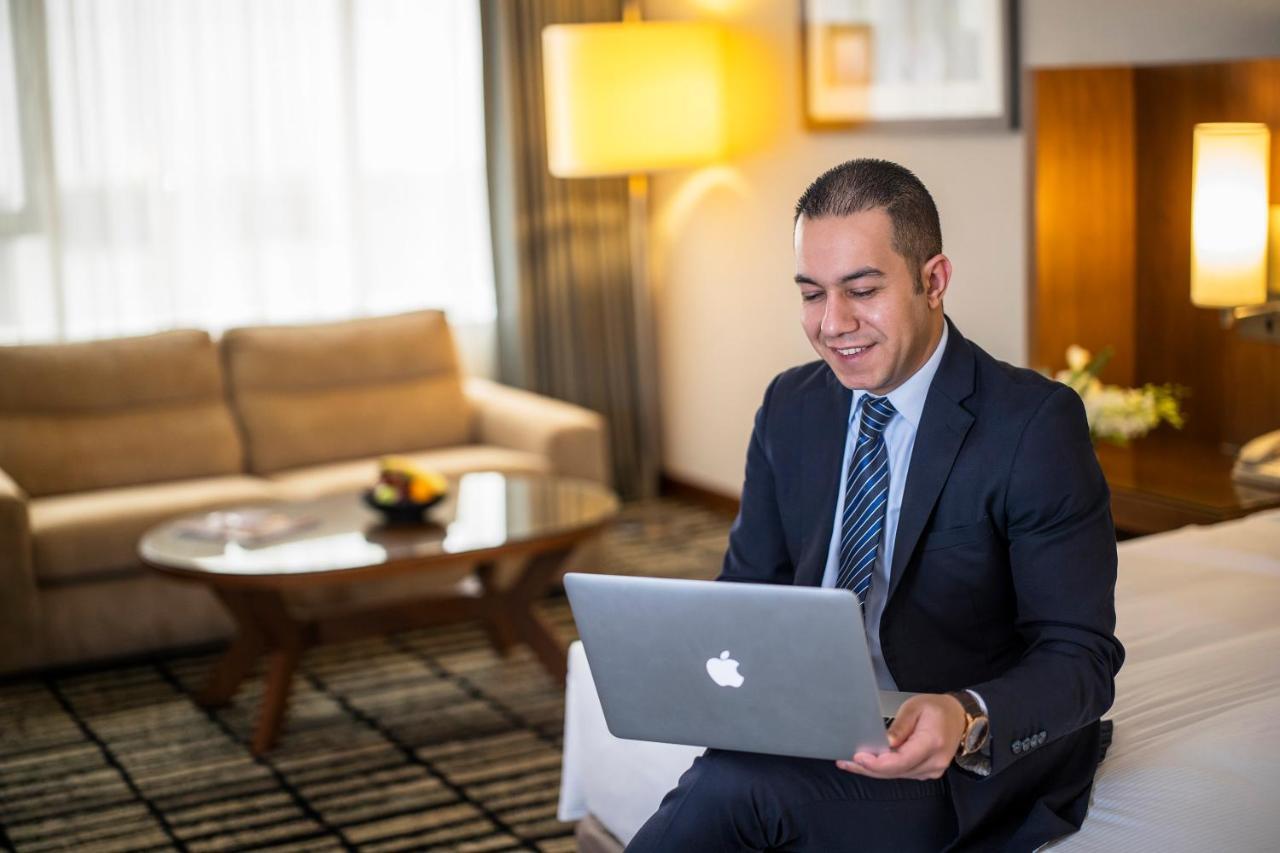 Jumeira Rotana - होटल 4*
