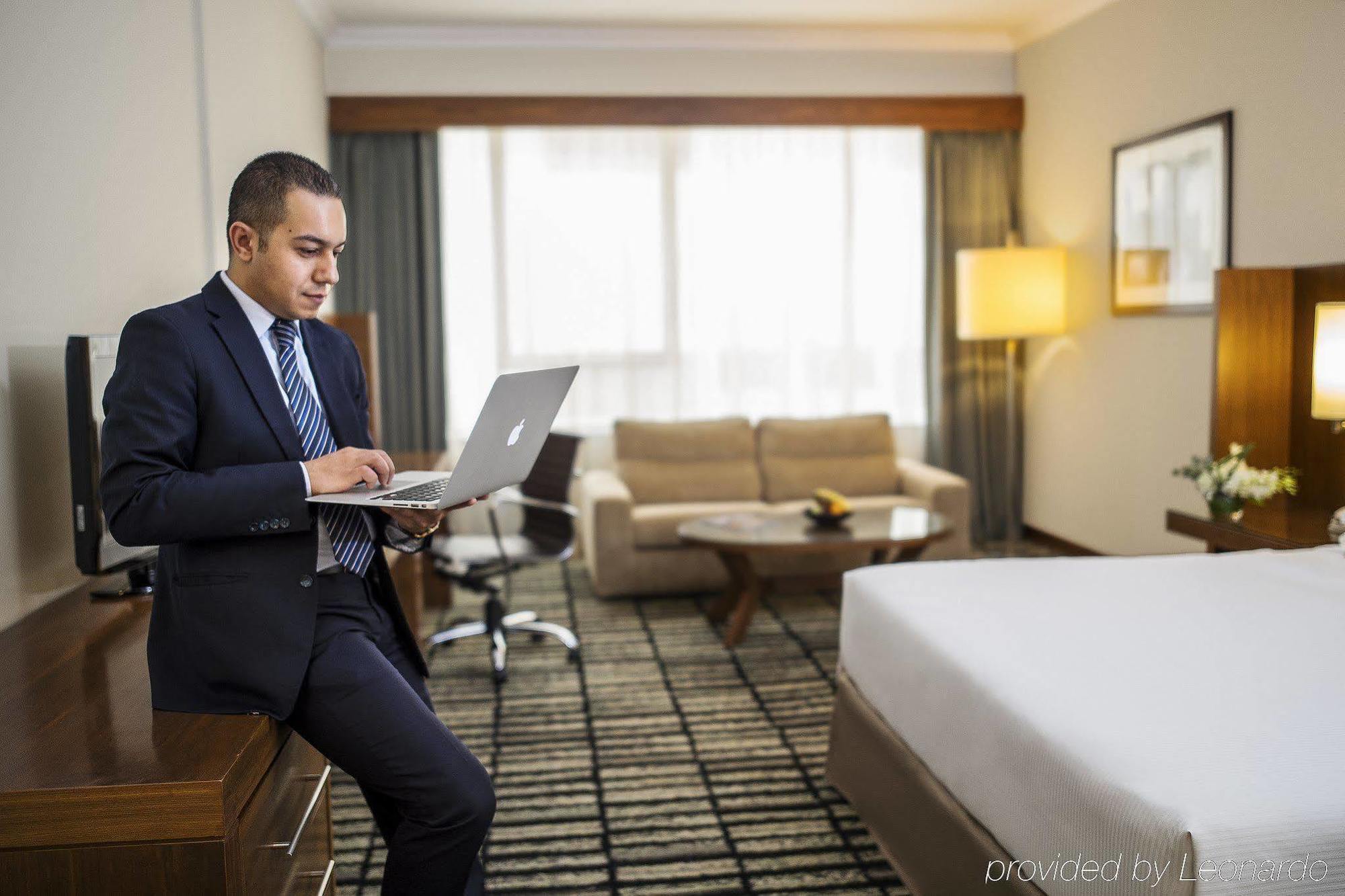होटल Jumeira Rotana -