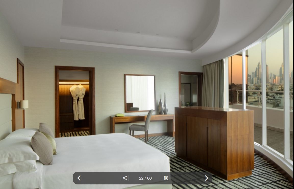 Jumeira Rotana - होटल 4*