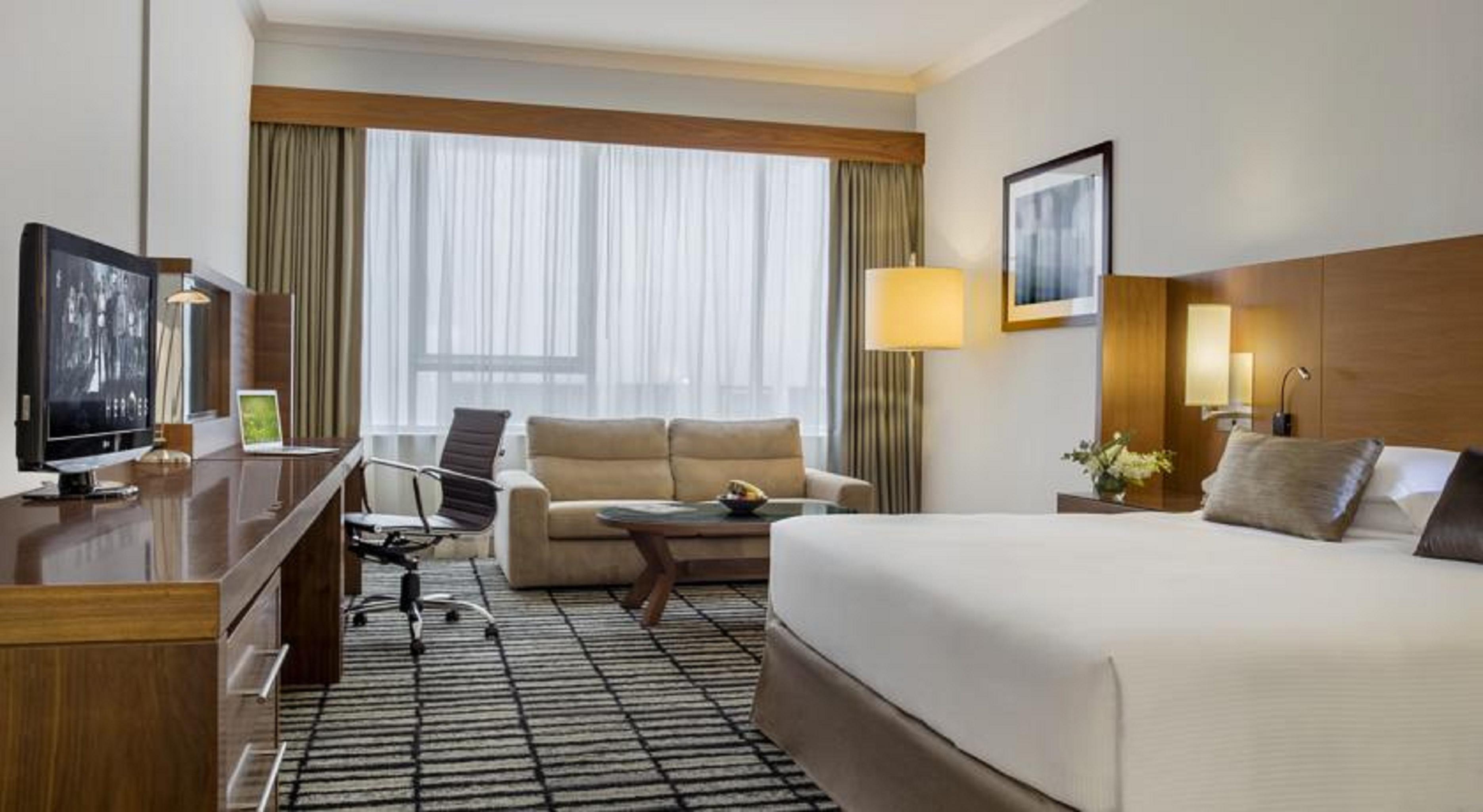 جميرا روتانا 4* دبي