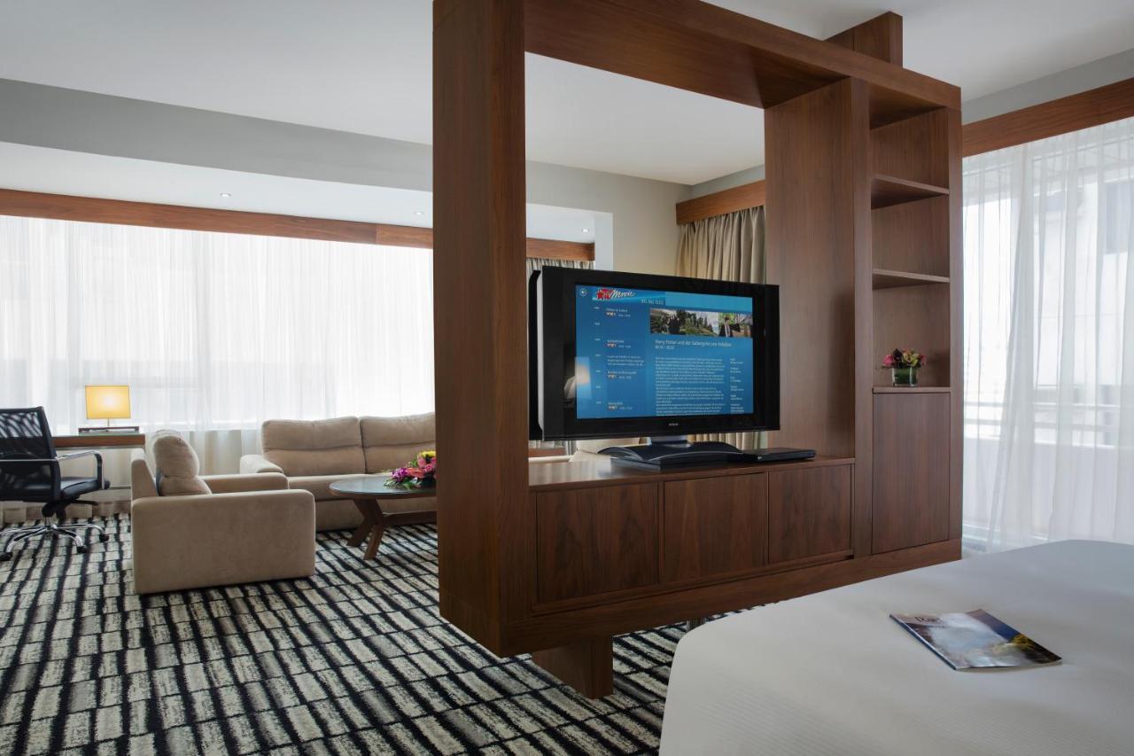 فندق جميرا روتانا 4*