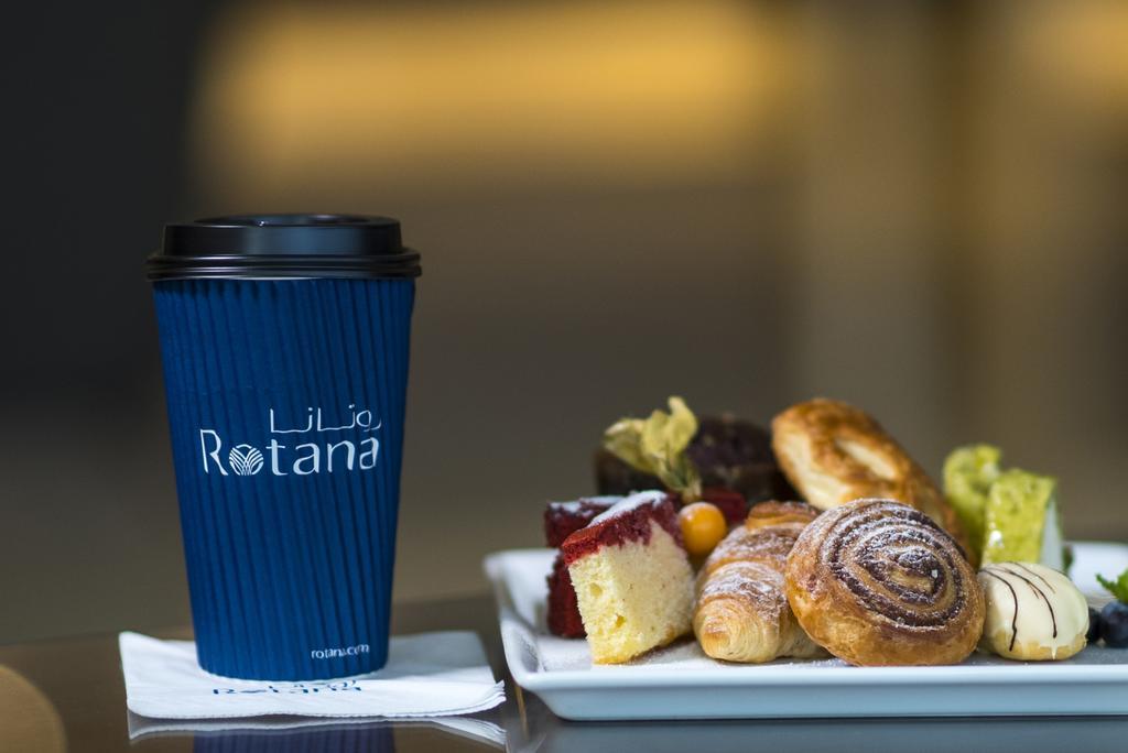 جميرا روتانا 4* دبي