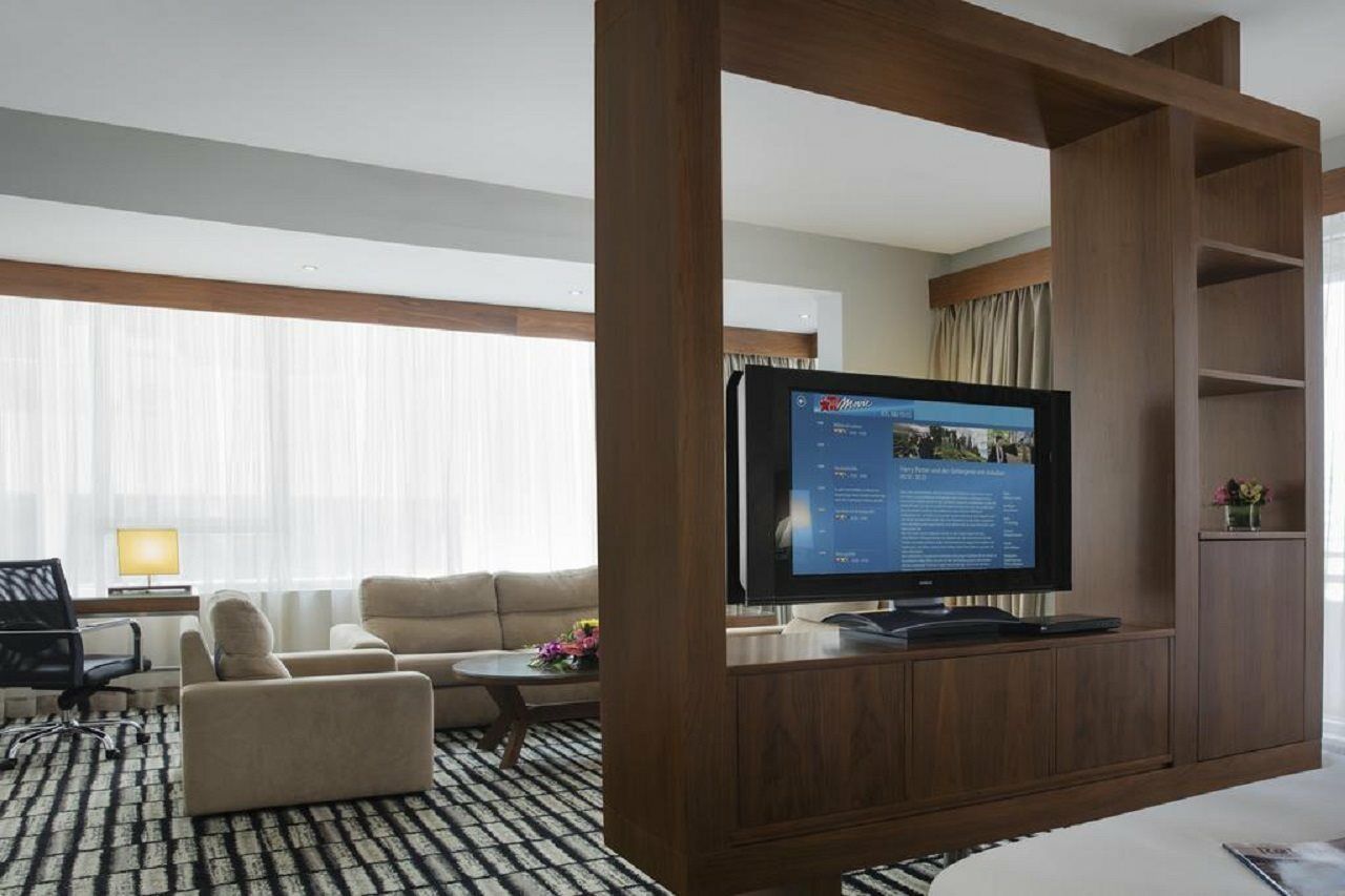 جميرا روتانا 4* دبي